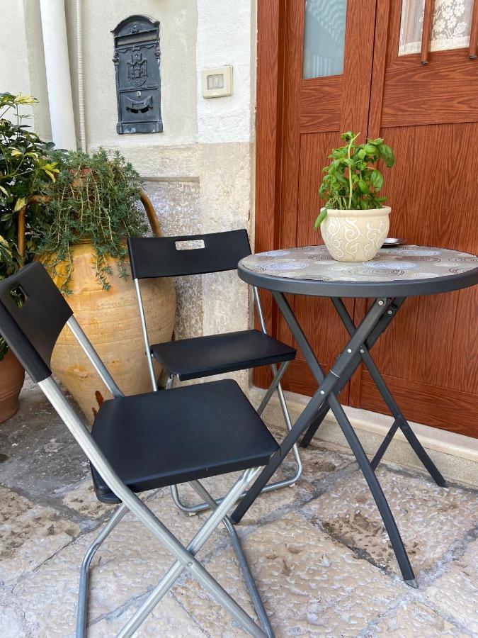Home Sweet Home Rooms Bari Exterior foto